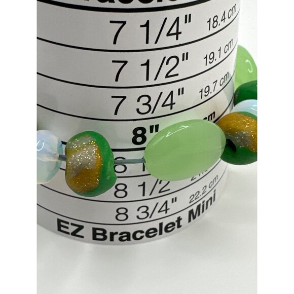 Chunky Boho Green Bead Bracelet Handmade Stretch Glass Wood Granny Fash Beachy - Picture 4 of 5